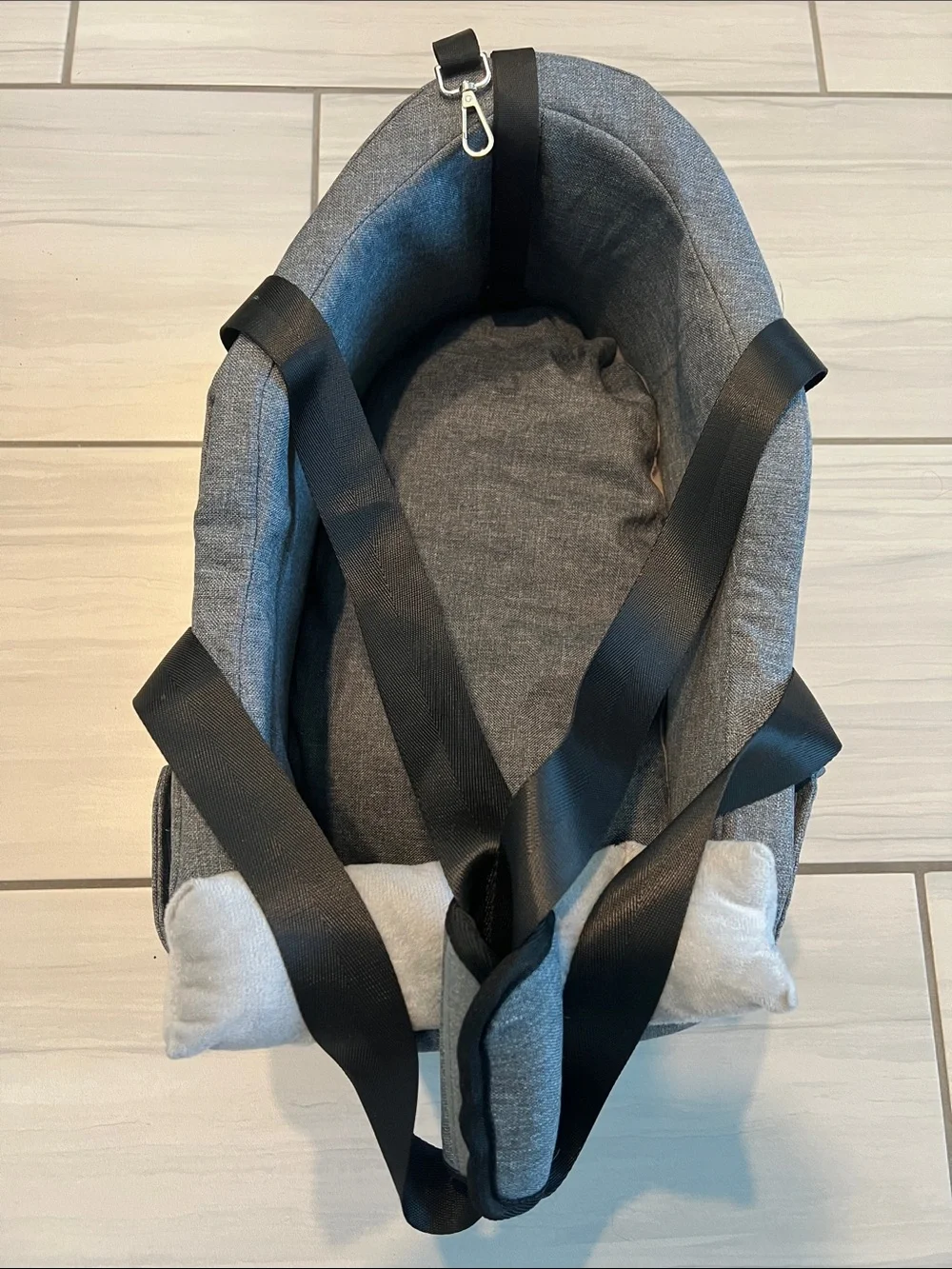 Portable Dog or Cat Gray Car Safety Seat Pet Carrier with Leash Strap